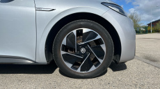 Volkswagen ID.3 150kW Family Pro Performance 58kWh 5dr Auto Electric Hatchback